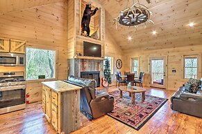 Luxury Cabin Vacation Rental in Mineral Bluff