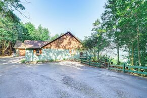 Hiawassee Home w/ Fire Pit & Furnished Deck!