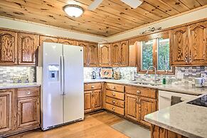 Hiawassee Home w/ Fire Pit & Furnished Deck!