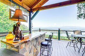 Hiawassee Home w/ Fire Pit & Furnished Deck!