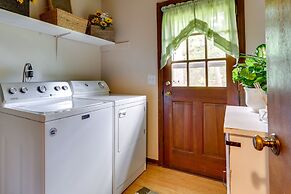 Cozy Georgia Getaway w/ Deck, Grill & Fire Pit!