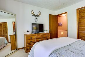 Cozy Georgia Getaway w/ Deck, Grill & Fire Pit!