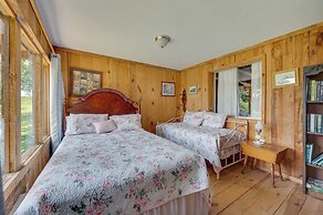 Spacious Buena Vista Cabin w/ Lake Views & Deck