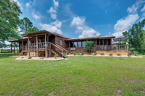Spacious Buena Vista Cabin w/ Lake Views & Deck
