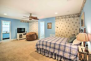 Private Dock w/ Lift: Waterfront New Orleans Home!