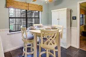 Sunny Savannah Home w/ Hot Tub ~ 10 Mi to Downtown