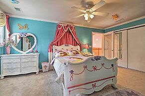 Stunning Duluth Family House w/ Fireplace & Patio!