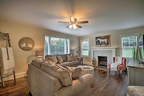 Idyllic Getaway w/ Deck ~ 4 Mi to Dtwn Athens