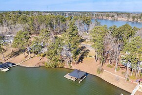 Lake Sinclair Retreat w/ Big Water Views & Dock!