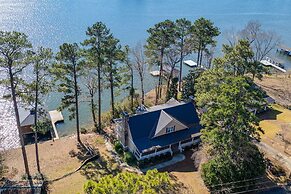 Lake Sinclair Retreat w/ Big Water Views & Dock!