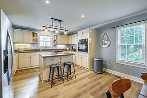 Lake Sinclair Retreat w/ Big Water Views & Dock!