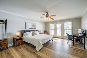 Lake Sinclair Retreat w/ Big Water Views & Dock!