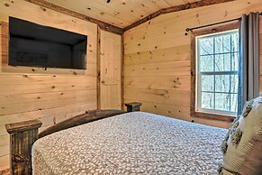 10 Mi to Drive-in: Lakefront Trenton Cabin!