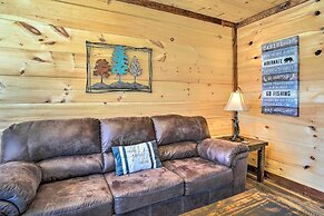 10 Mi to Drive-in: Lakefront Trenton Cabin!