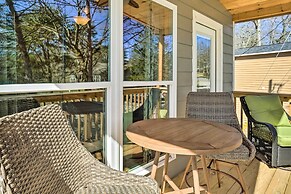 10 Mi to Drive-in: Lakefront Trenton Cabin!