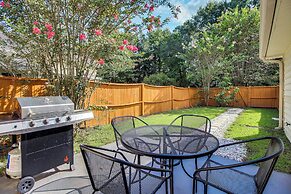 Charming Savannah Vacation Rental w/ Game Room!