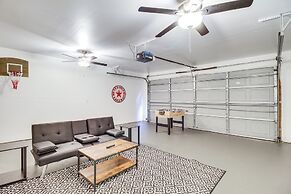 Charming Savannah Vacation Rental w/ Game Room!