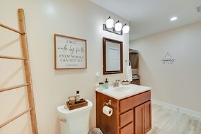 Stunning Rabun Gap Home w/ Deck & Mountain Views!