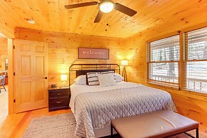 Blue Ridge Cabin: Hot Tub, Fire Pit & Grill!