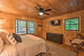 Blue Ridge Cabin: Hot Tub, Fire Pit & Grill!
