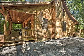 Blue Ridge Cabin: Hot Tub, Fire Pit & Grill!