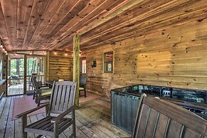 Blue Ridge Cabin: Hot Tub, Fire Pit & Grill!