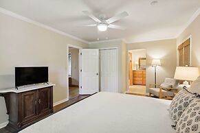 Lakefront Hamilton Cabin w/ Dock & Fire Pit!