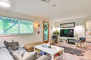 3 Mi to Downtown Portland: Lush Flat w/ Fire Pit