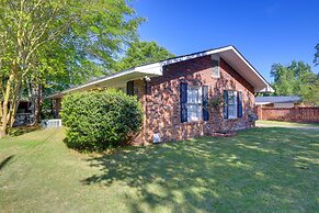 'the Ranger House' Columbus Home: Fenced Backyard
