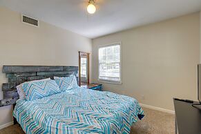 'the Ranger House' Columbus Home: Fenced Backyard