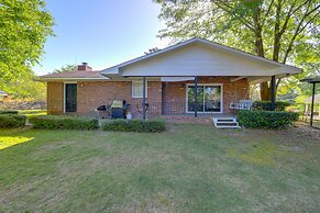 'the Ranger House' Columbus Home: Fenced Backyard