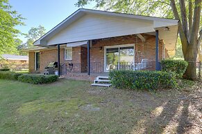 'the Ranger House' Columbus Home: Fenced Backyard
