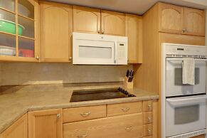 'the Ranger House' Columbus Home: Fenced Backyard