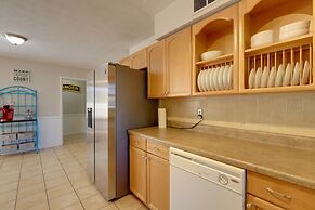 'the Ranger House' Columbus Home: Fenced Backyard