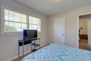 'the Ranger House' Columbus Home: Fenced Backyard