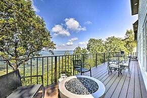 Scenic Sanctuary in Lookout Mountain w/ Views!