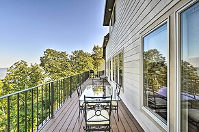 Scenic Sanctuary in Lookout Mountain w/ Views!