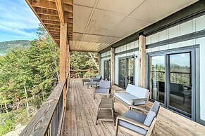 Luxury Rabun Gap Getaway w/ Soaring Views!
