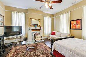 Central Albany Home With Covered Porch & Patio!