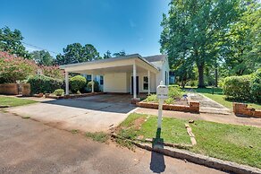 Pet-friendly Fort Valley Home w/ Private Pool