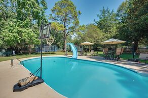 Pet-friendly Fort Valley Home w/ Private Pool