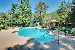 Pet-friendly Fort Valley Home w/ Private Pool
