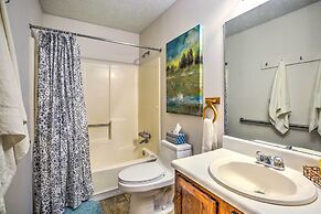 Quiet Home w/ Fire Pit - 1 Mi to Downtown Acworth!