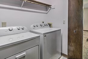 Quiet Home w/ Fire Pit - 1 Mi to Downtown Acworth!