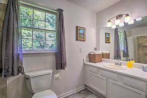 Quiet Home w/ Fire Pit - 1 Mi to Downtown Acworth!
