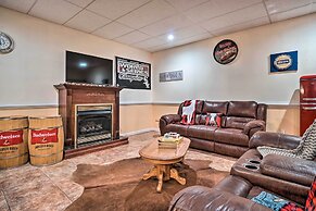 Hiawassee Cabin w/ Mtn Views < 1 Mi to Lake!