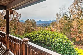 Hiawassee Cabin w/ Mtn Views < 1 Mi to Lake!