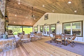 Blue Ridge Cottage: Modern Solace in the Mountains