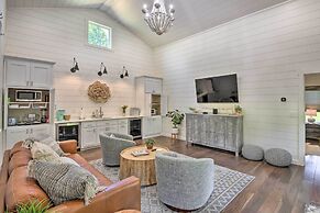 Blue Ridge Cottage: Modern Solace in the Mountains