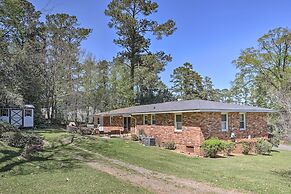 Spacious Retreat ~ 1 Mile to Augusta National!